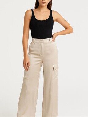 Aritzia Outgoing Light Perch Satin Cargo Pants NWT-4
